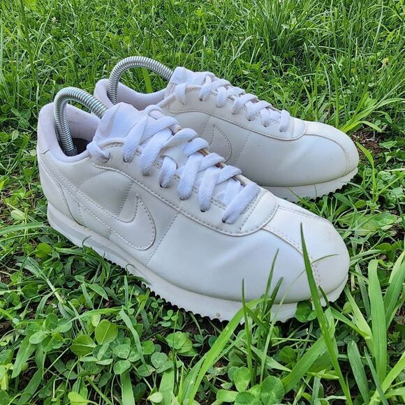 Nike Other - NIKE CLASSIC CORTEZ  GS- KIDS Sneakers - SIZE 6.5Y